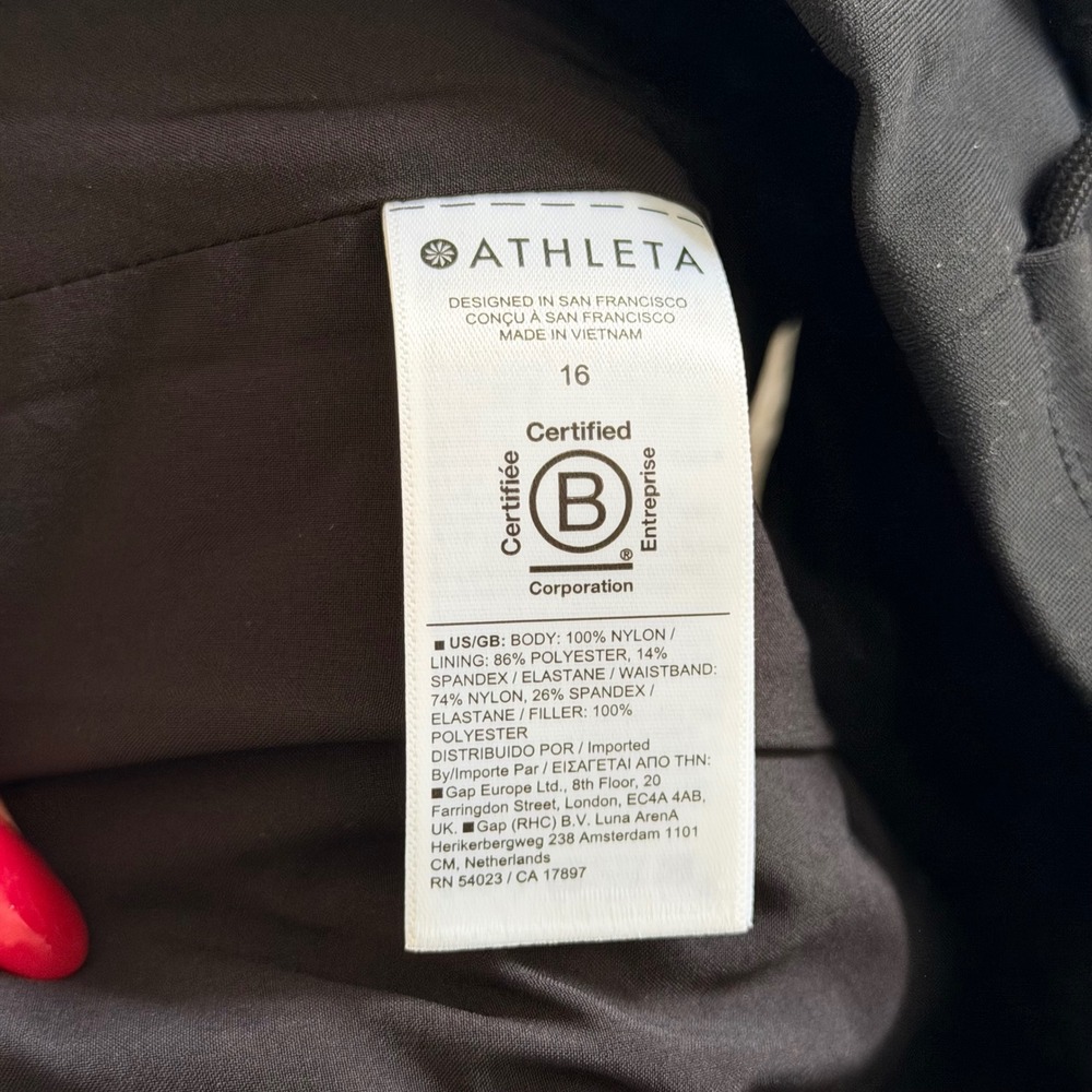 Athleta Apres Ski Short Womens 16 Black Quilted Puffer Insulated‎ Chevron 467120 - Picture 7 of 8